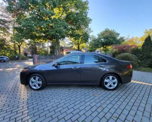 Honda Accord 2.4 Automatik Executive Bild 5