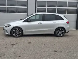 Mercedes-Benz B 250 4M Progressive HuD KeyGo 360° Memory Navi Bild 2