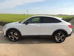 Audi Q3 Q3 45 TFSIe Sportback S tronic S line, Matrix, AHK