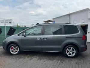 SEAT Alhambra Highline DSG Leder 7-Sitzer Panoramadach AHK Bild 5