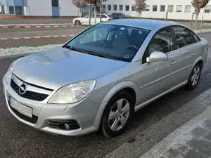 Opel Vectra Fließheck 1.8 Cosmo, 1. Hand, TüV bis 02/27