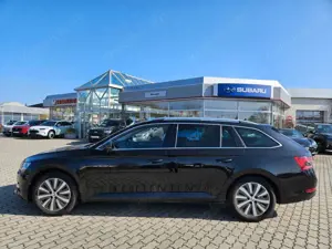 Skoda Superb 2,0 TDi Combi Style DSG