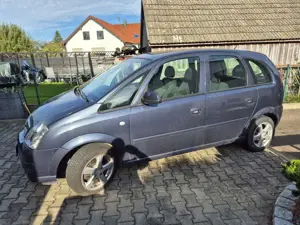 Opel Meriva Meriva 1.6, TÜV neu, 8-fach bereift Bild 3