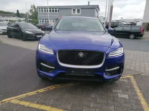 Jaguar F-Pace R-Sport AWD.AHK.Tüv.2te Hand