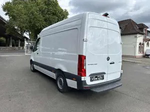 Mercedes-Benz Sprinter 314 CDI RWD L2 Bild 2