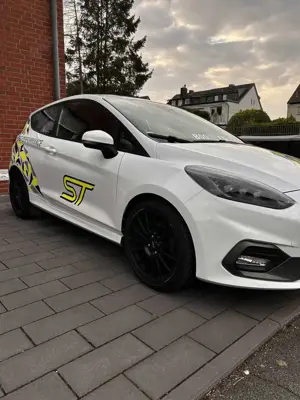 Ford Fiesta ST Bild 2