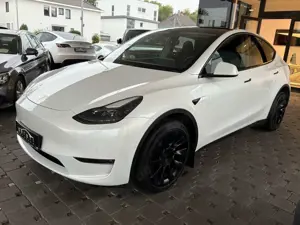 Tesla Model Y Premium LR Dual AWD*MatrixLED*20Zoll