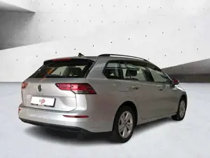 Volkswagen Golf Variant Life 1.5 eTSI DSG AHK LED NAV PDC Bild 4