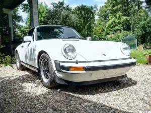 Porsche 911 SC Targa