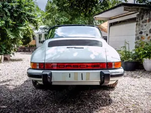 Porsche 911 SC Targa Bild 4