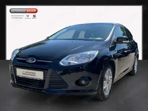 Ford Focus Trend 1.6 Ti-VCT FRONTSCHEIBENHZ SITZHZ ISOFIX USB Bild 1