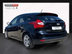 Ford Focus Trend 1.6 Ti-VCT FRONTSCHEIBENHZ SITZHZ ISOFIX USB Bild 3
