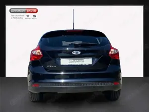 Ford Focus Trend 1.6 Ti-VCT FRONTSCHEIBENHZ SITZHZ ISOFIX USB Bild 4