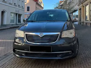Lancia Voyager Voyager 2.8 CRD16v Gold Bild 4