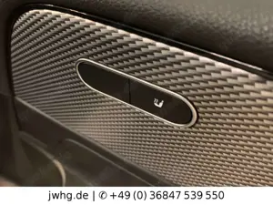 Mercedes-Benz GLB 200 d 4M LED Navi Leder Distr+ MBUX Kam AHK Bild 4