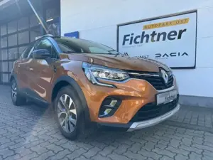 Renault Captur Intens TCe 90 Allwetterreifen HU Inspektion NEU