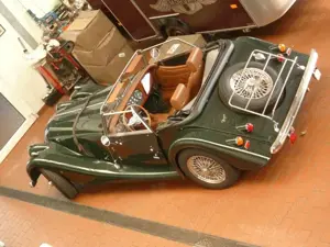 Morgan 4/4 4/4 Competition 1.8 16V Bild 2