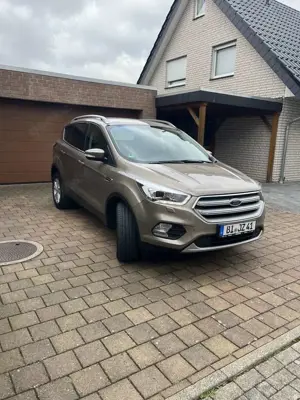 Ford Kuga Titanium Bild 2