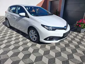 Toyota Auris Edition-S