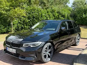 BMW 320 3er Touring Diesel 320d Touring Aut. Sport Line