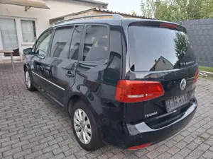 Volkswagen Touran Highline Bild 3