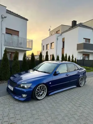 Lexus IS 300 Bild 4