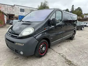 Opel Vivaro Kombi L2H1 2,9t 2.5CDTI*8-SITZE*KLIMA*