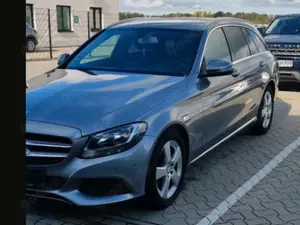 Mercedes-Benz C 200 C 200 T BlueTec / d (205.237) Bild 2
