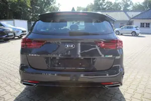 Kia Ceed SW / cee'd SW Ceed Sportswagon Plug-in Hybrid Spirit(Glasdach) Bild 5