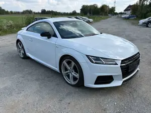 Audi TT Coupe 2.0 TFSI quattro S - Line I Matrix IBO