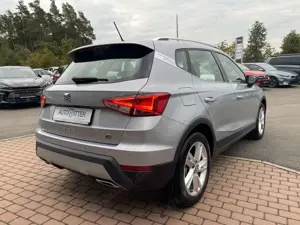 SEAT Arona 1.5 TSI DSG FR AHK+CarPlay+Navi+Winterp... Bild 5