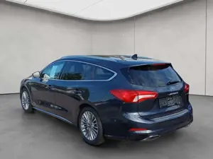 Ford Focus Turnier 1.0 EcoBoost Hybrid VIGNALE Bild 3