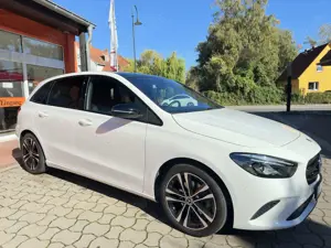 Mercedes-Benz B 200 * Panorama-Schiebedach * Sitzheizung * Top-Zustand Bild 3