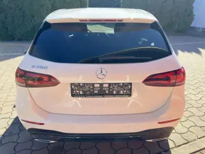 Mercedes-Benz B 200 * Panorama-Schiebedach * Sitzheizung * Top-Zustand Bild 5