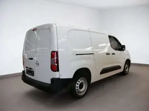 Opel Combo COMBO CARGO 19 CARGO XL 1,5D NAVI, SHZ, PDC, 3-SIT Bild 4