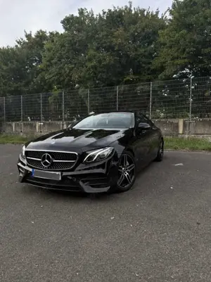 Mercedes-Benz E 300 AMG*Bi-Color*Wide*3DBurm*Pano*360*