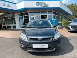 Ford Focus Turnier 1.6 Klima+Beheizbare Scheibe Bild 2