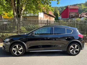Ford Focus Lim. Active X*FACELIFT*SYNC 4*KAMERA Bild 3