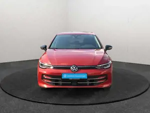 Volkswagen Golf VIII 1.5 eTSI DSG Goal LED Navi Area View ACC Bild 2
