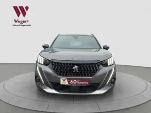 Peugeot 2008 GT*RCAM*NAVI*CARPLAY*8FACH*DAB*PDC* Bild 4