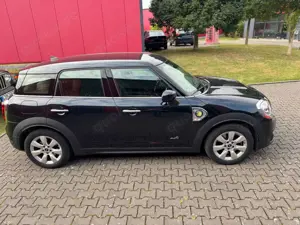 MINI Cooper SE Countryman All 4 Salt LED Bild 4