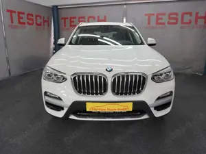 BMW X3 xDrive 20d xLine/AHK/HK/PANO/EL.SITZE/HUD/ Bild 3