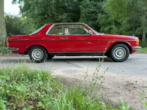 Mercedes-Benz 230 CE °Unikat°Sehr Gepflegt°H-Zulassung Bild 4