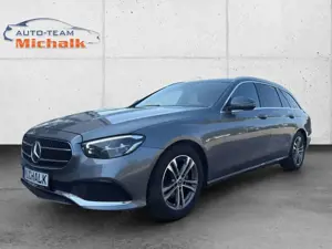 Mercedes-Benz E 220 E -Klasse AHK Navi*Beschädigt