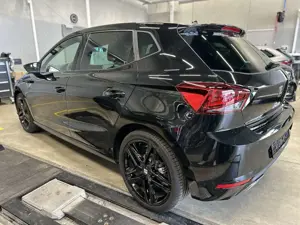 SEAT Ibiza 1.0TSI DSG FR Kamera 18´´ Alcantara LED Bild 4