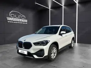 BMW X1 sDrive 18i Advantage/Head-UP/Kamera/Navi/Pano