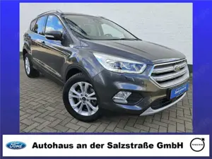 Ford Kuga Titanium Aut.*1.Hand*ACC*Xenon*Navi*WiPa*PDC*