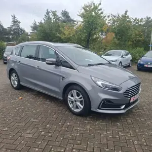 Ford S-Max Titanium 7 Sitzer Kamera LED Winterpaket