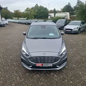 Ford S-Max Titanium 7 Sitzer Kamera LED Winterpaket Bild 4