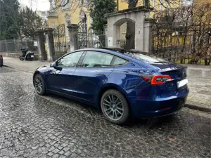 Tesla Model 3 Long Range w Boost. Allradantrieb Dual Motor Bild 5